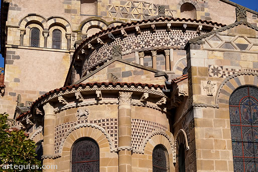 Detalle de la decoraci&oacute;n de  la cabecera