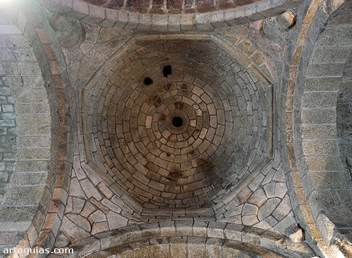 C&uacute;pula sobre el crucero