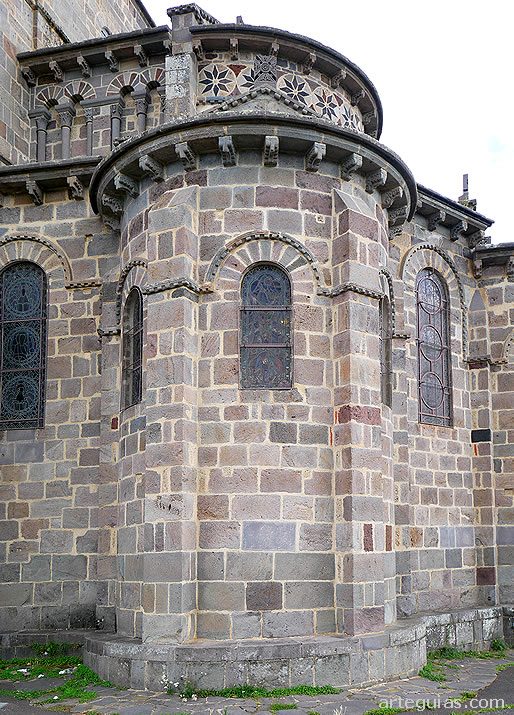 Uno de los absidiolos de la cabecera