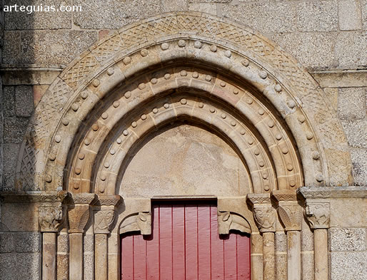 Estructura de la puerta oeste
