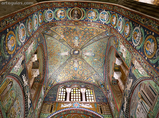 Cabecera de San Vital recubiertos con maravillosos mosaicos bizantinos