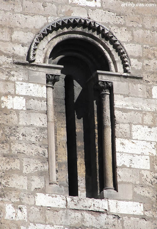 Ventanal de la torre