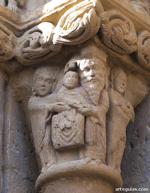 Capitel con la escena de la Presentaci&oacute;n en el Templo