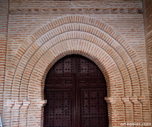 Iglesia de Santiago El Nuevo de Talavera de la Reina: puerta norte