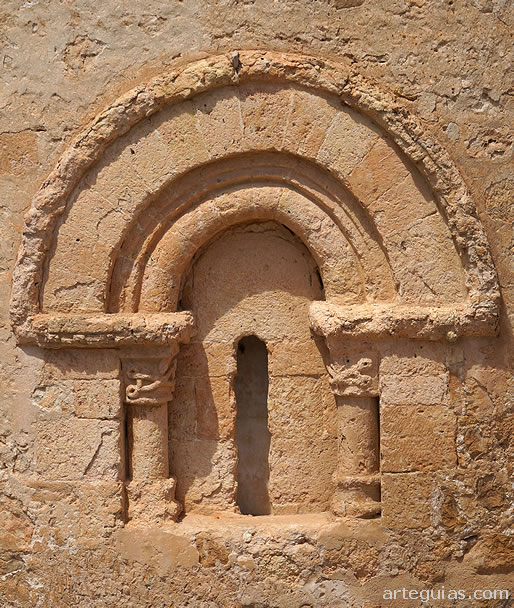 Ventanal del &aacute;bside