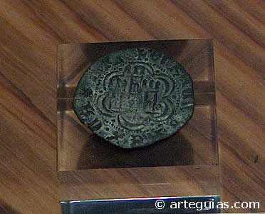 Las monedas antiguas y medievales son los objetos que m&aacute;s frecuentemente son v&iacute;ctimas del expolio