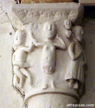 Capitel de contenido sexual