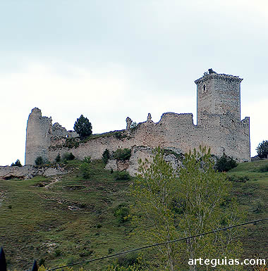 Otras perspectiva del castillo de Ucero
