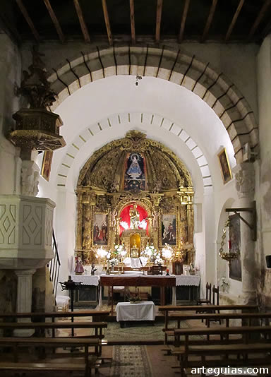 Interior de la iglesia