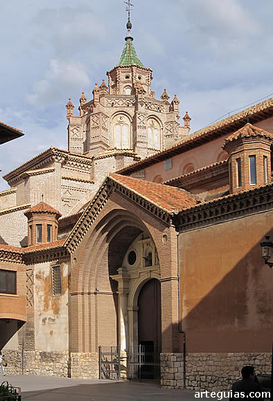 Fachada norte de la catedral