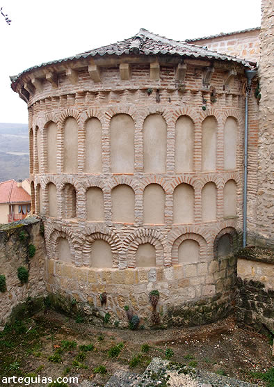 Cabecera de la iglesia de Santiago