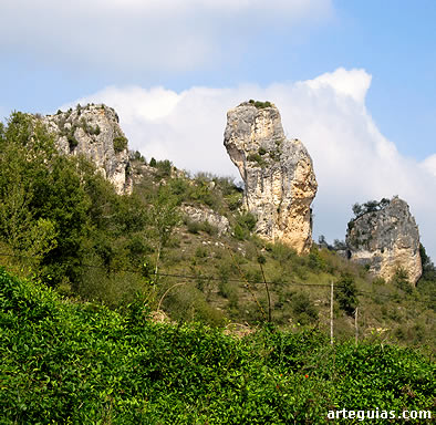 Paisaje de la Monta&ntilde;a Alavesa en las cercan&iacute;as de Marqu&iacute;nez