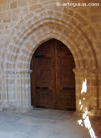 Puerta de la iglesia de Sajazarra, La Rioja