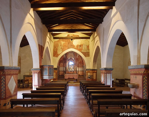 Interior de la Ermita de San Mam&eacute;s de  Aroche