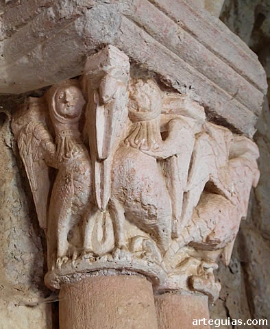 Capitel de arp&iacute;as