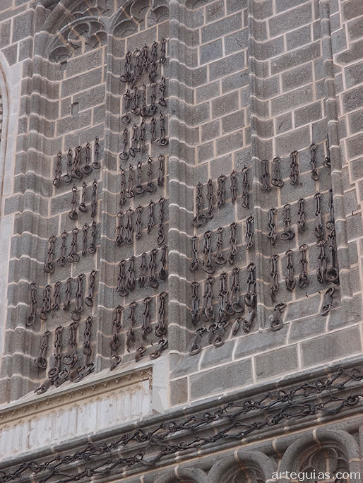 Cadenas de cristianos liberados