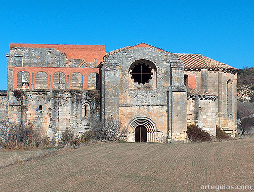 La iglesia del Monasterio de Monsalud desde el sur