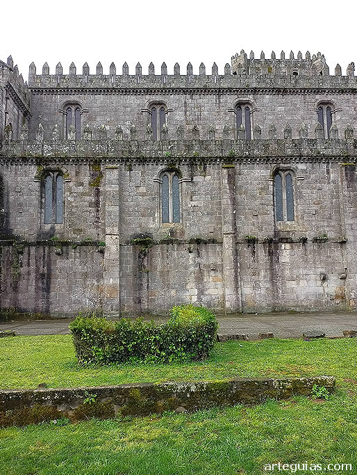 Aspecto de las naves con sus vanos de iluminaci&oacute;n