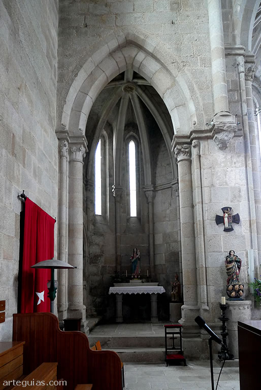 &Aacute;bside lateral norte. Le&ccedil;a do Balio