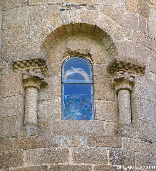 Ventanal del &aacute;bside