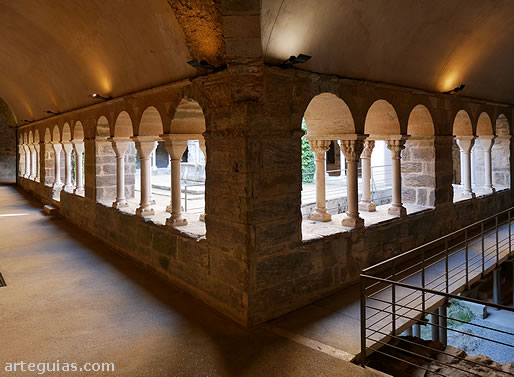 Claustro del Monasterio de Sant Pere de Rodes