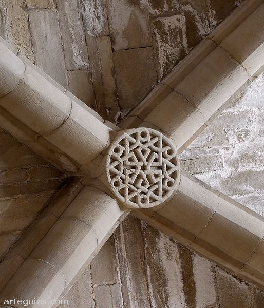 Clave de dise&ntilde;o geom&eacute;trico de  una de las b&oacute;veda de la sala capitular