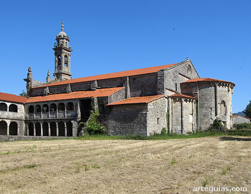 Monasterio de Xunqueira de Espada&ntilde;edo desde el sureste