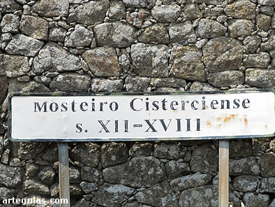 El Monasterio de Santa Mar&iacute;a de Ferreira de Pant&oacute;n, es cisterciense femenino