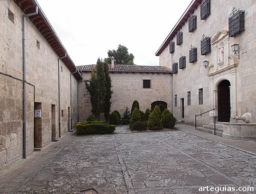 Dependencias monacales. San Salvador de Palacios de Banaver