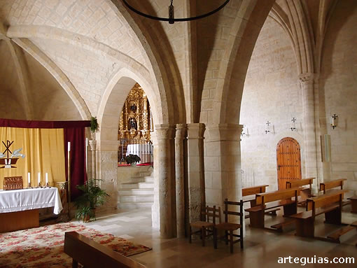 Interior de la iglesia abacial