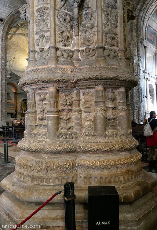 Pilar de la iglesia