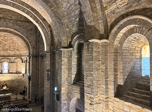 Responsiones interiores de la iglesia de Siresa