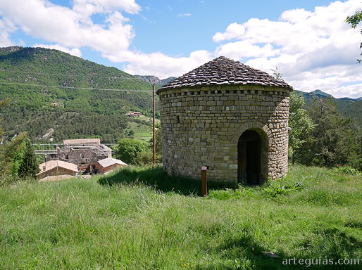 Rotonda de Sant Miquel de Lillet, Barcelona