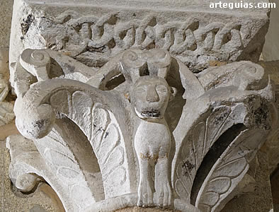 Capitel interior. Monasterio de Ferreira de Pant&oacute;n