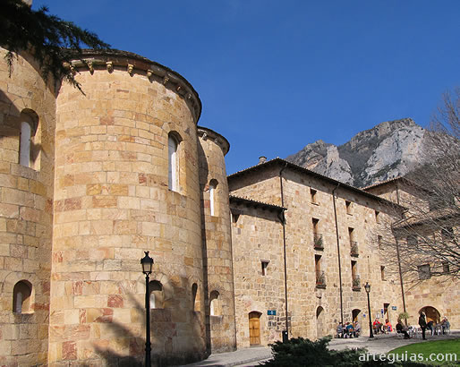 La Sierra de Errando, ubicaci&oacute;n del monasterio de Leyre