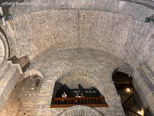 Tribuna o westwerk