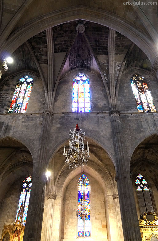 Claristorio de iluminación del templo de Santa Eulalia