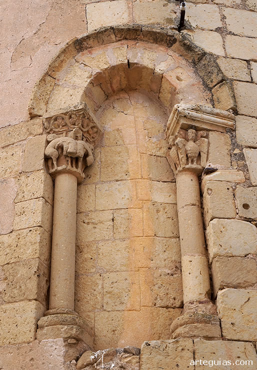 Ventanal del ábside
