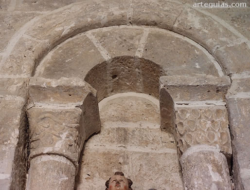 Arco del muro de la sacristía