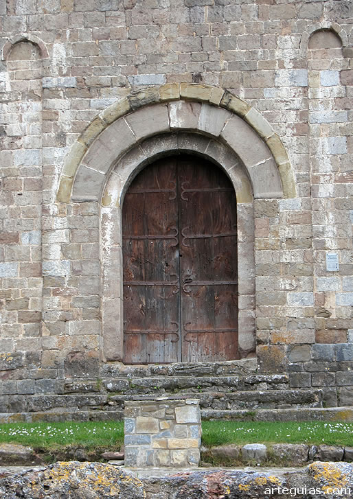 Puerta de gran sencillez