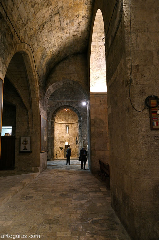 Nave lateral norte