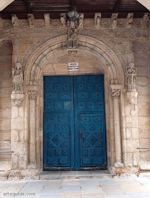 Puerta románica de la iglesia de Santa María Salomé de Santiago de Compostela, A Coruña