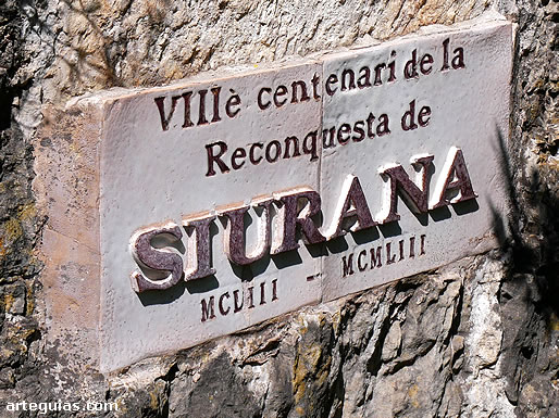 Placa conmemorativa del octavo centenario de la reconquista de Siurana (a&ntilde;o de 1153)