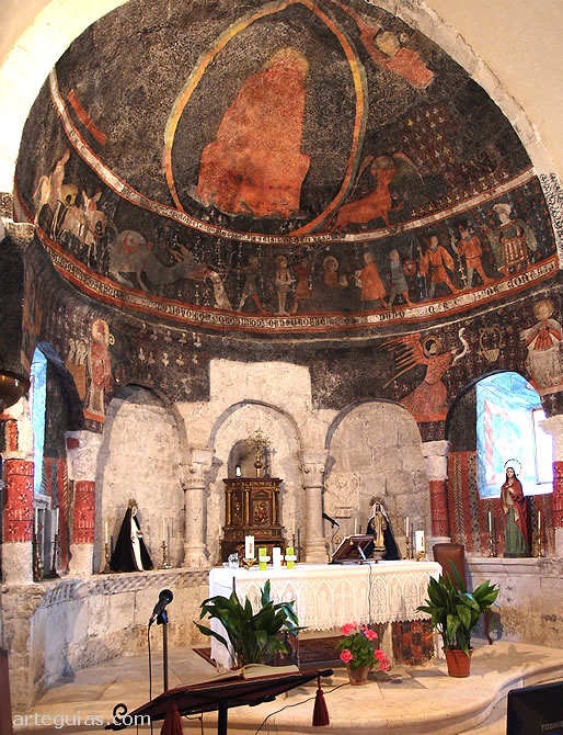 Espectacular aspecto del interior del ábside