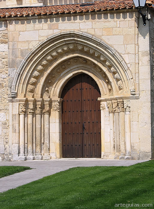 La puerta tardorrománica de Ochate