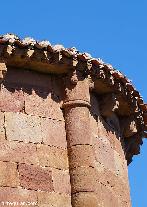 La iglesia de Valmala conserva la cabecera románica