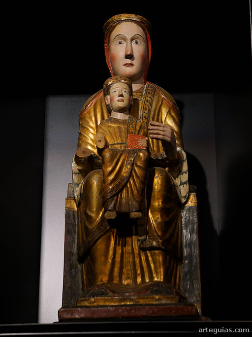Virgen Trono de la Sabidur&iacute;a procedente de Erist&aacute;in