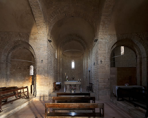 Interior de Sant Cugat del Racó