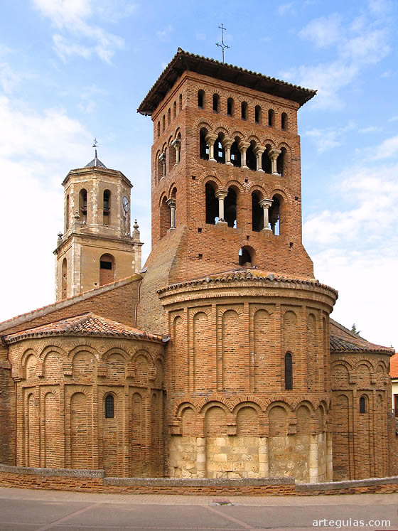 Iglesia mud&eacute;jar de San Tirso de Sahag&uacute;n