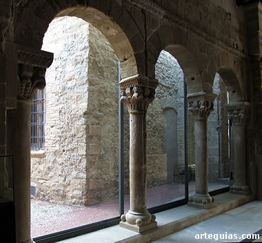 Arquer&iacute;as rom&aacute;nicas del siglo XII